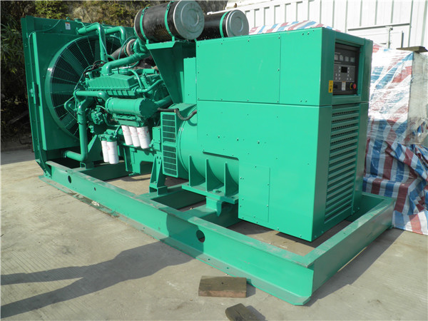 龙山发电车出租-柴油发电机组在使用的过程中应该做好哪些防护工作