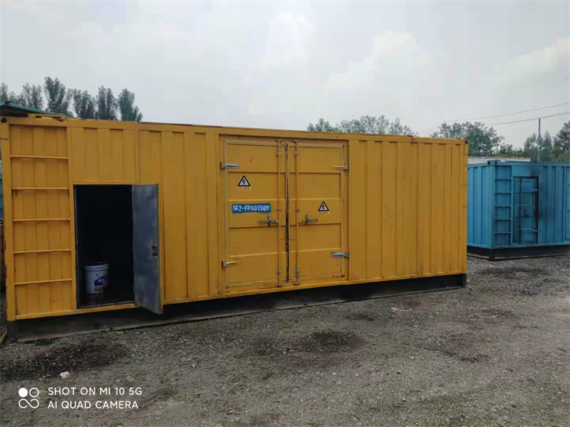 龙山200KW柴油发电机组需要配备什么型号的电缆线？
