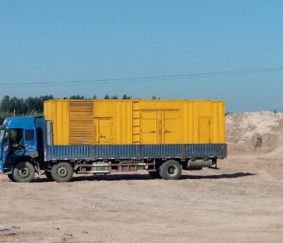 龙山发电机出租如何判断柴油发电机冷却液是否需要更换？