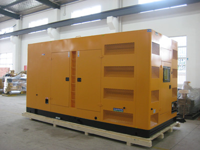 龙山不同类型的发电机组在冬季保养时的注意事项有何差异？